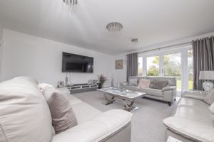 THE HAWTHORNS- click for photo gallery